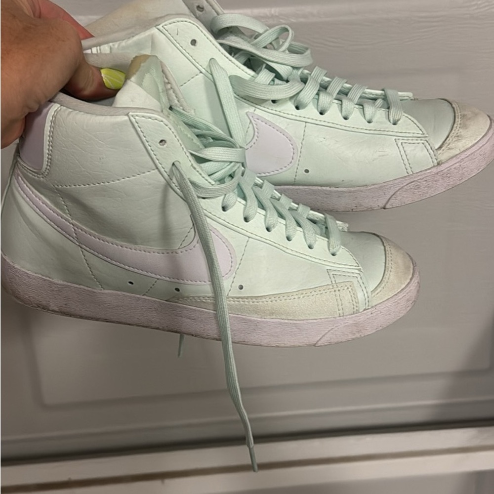 Nike Blazer Mid 77 mint green